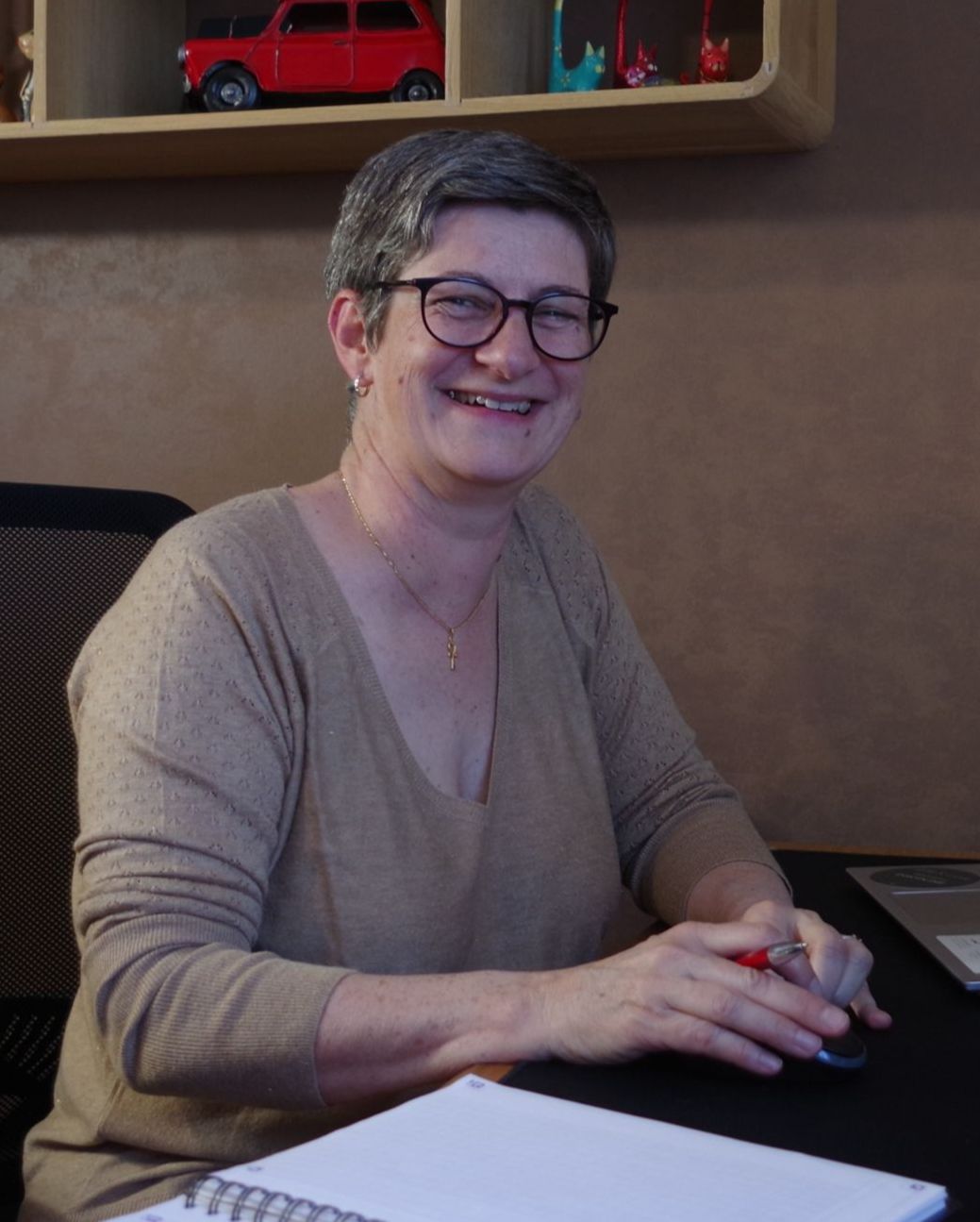 Portrait de Delphine Migliaccio souriante, fondatrice de Del Progress Conseil